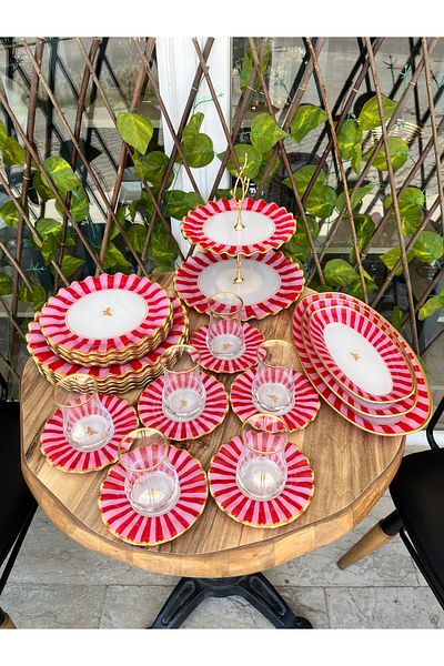 GÜRCÜGLASS Pink Butterfly 28 Pcs