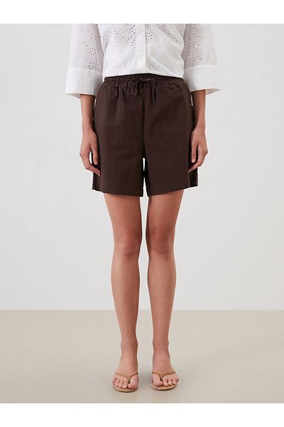 LC Waikiki Brown Women's Shorts with Elastic Waist and Linen Blend