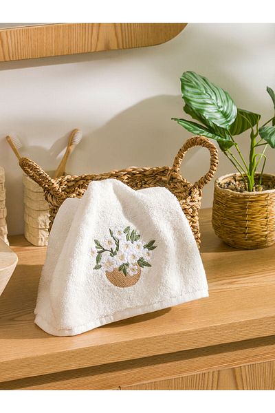 LC Waikiki Ecru Floral Embroidered Cotton Face Towel 50X80 cm