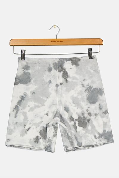 Nike Kids Girl Standard Fit Outdoor Shorts, Multicolor