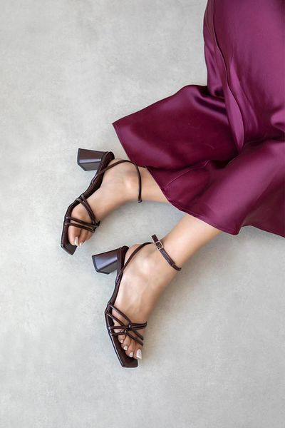 STRASWANS Onika Women's Heeled Wrinkled Leather Sandals Burgundy