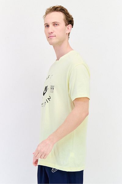 Nike Men Dri-Fit Short Sleeve Outdoor T-shirt, Yellow