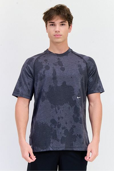 Nike Men Dri-Fit Short Sleeve Outdoor T-shirt, Dark Grey