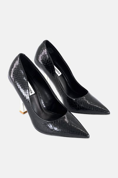 Steve Madden Women Priscilla Slip On Pumps, Black