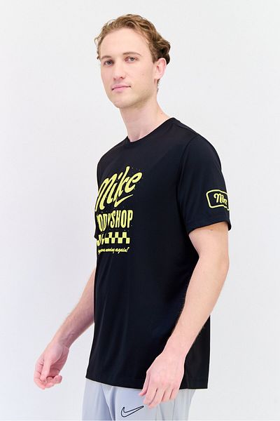 Nike Men Sportswear Fit Short Sleeves Training T-shirt, Black