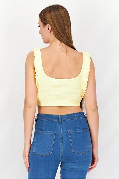 Sinsay Women U-Neck Sleeveless Textured Crop Top, Yellow