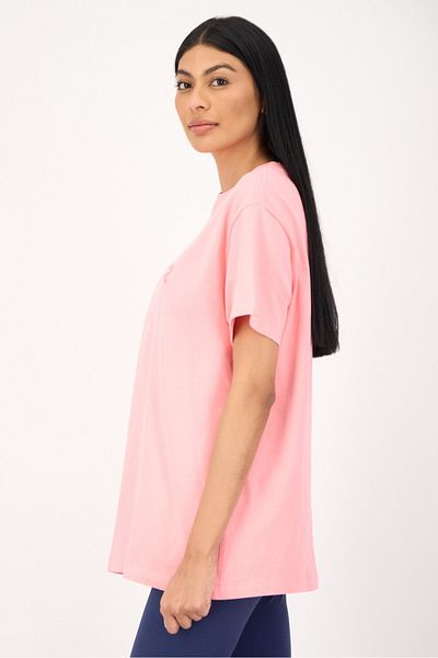 Nike Women Losse Fit Short Sleeves Outdoor T-shirt, Pink