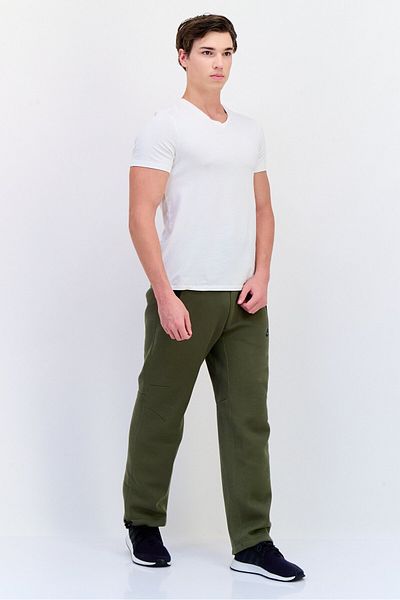 Nike Men Standard Fit Outdoor Sweatpants, Olive