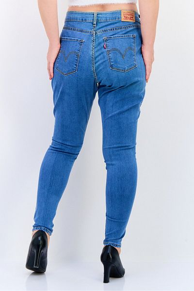 Levi's Women Curvy Fit Wash Stretchable Denim Jeans, Blue