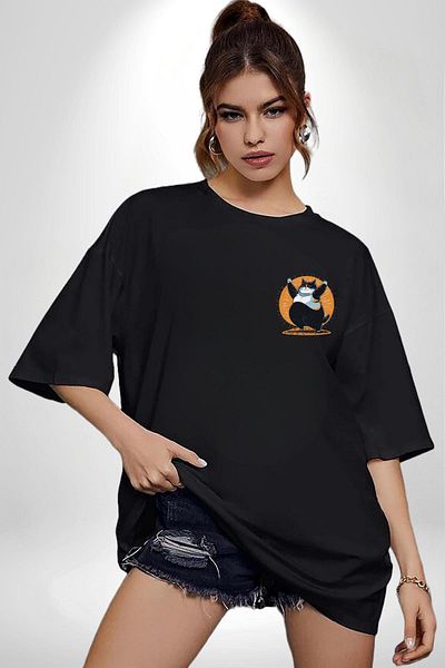 Angemiel Funny Fat Yoga Cat Black Oversize Women Men Front Minimal Printed T-Shirt