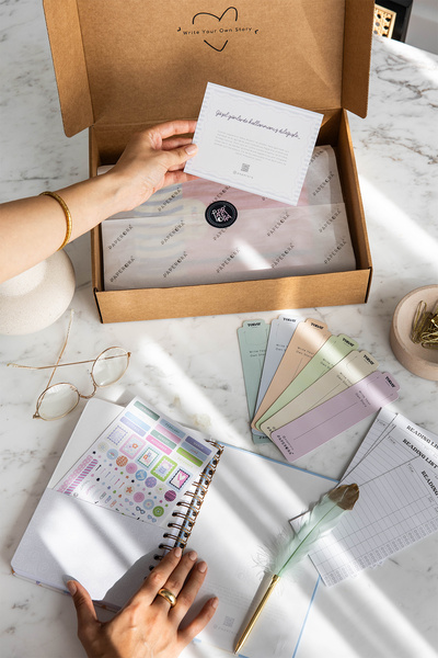 PAPERORA A5 Spiralli Süresiz Renkli Planlayıcı Ajanda Motivasyon Sayfalı Mavi Papatyalar