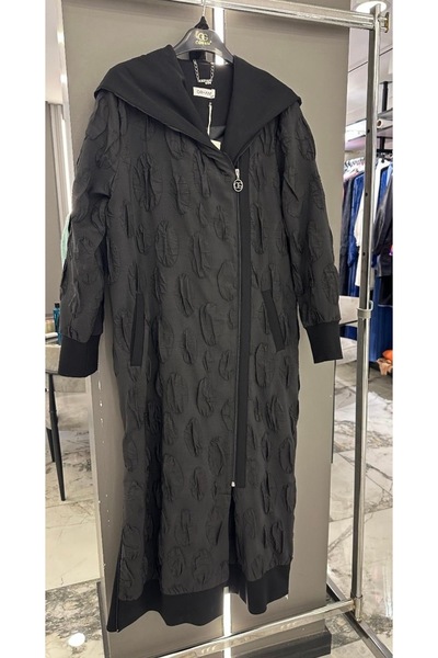 Anka Orhan Store siyah kap