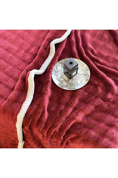 FIONNA.RO Cocolino Blanket With White Border - Raspberry Red