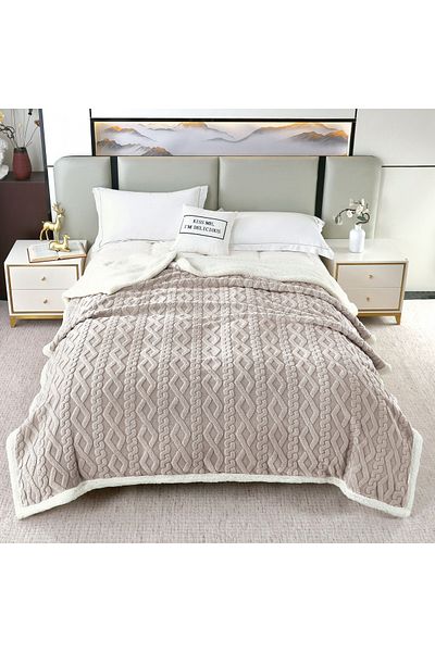 FIONNA.RO Cocolino Printed Knitted Blanket with Fur - Light Grey