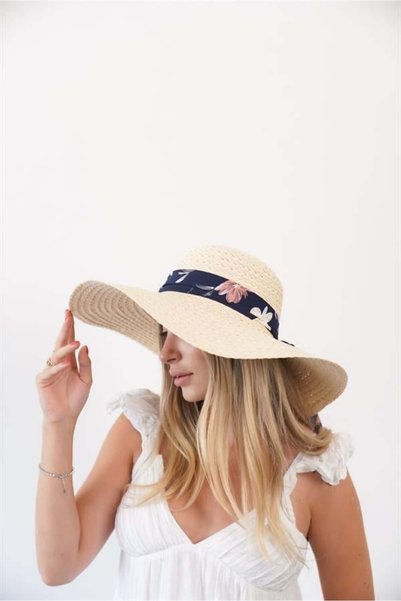 Zoe3 Style Women's Lna Beige Floral Detailed Straw Hat