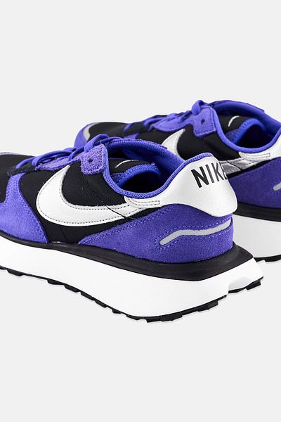 Nike Women Phoenix Waffle Lace Up Training Shoes, Multicolor