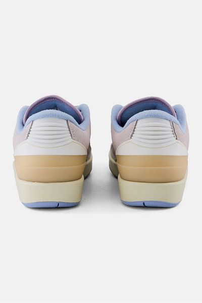 Nike Women 2 Retro Lace Up Outdoor Shoes, White