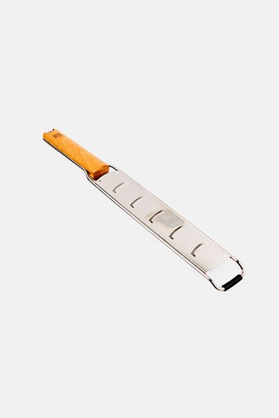 IRIS Long Strips Grater With Wooden Handle, Multicolor
