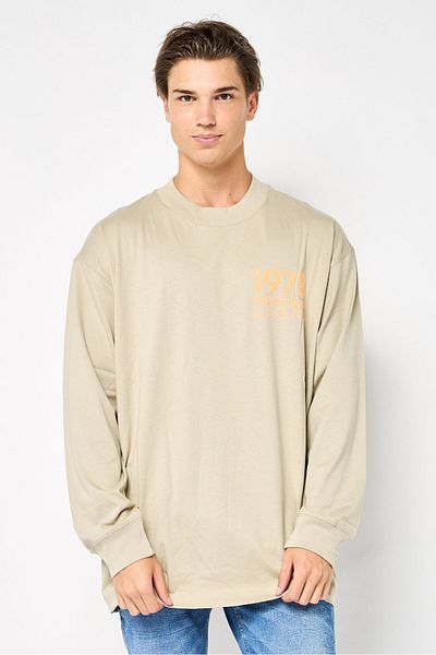 Calvin Klein Jeans Men Crew Neck Long Sleeve Brand Logo Sweatshirt, Beige