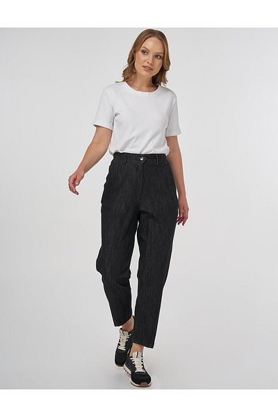 KYR Buttoned Carrot Cut Denim Trousers Black