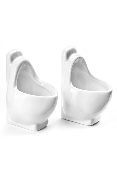 Gadget Master Set of 2 shot glasses shaped like toilets