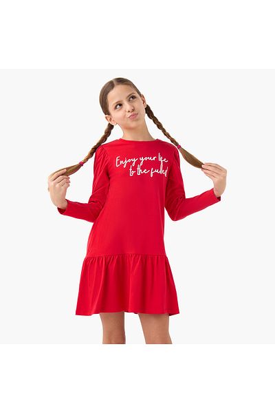 Juniors Slogan Print Drop Waist Dress with Round Neck and Long Sleeves