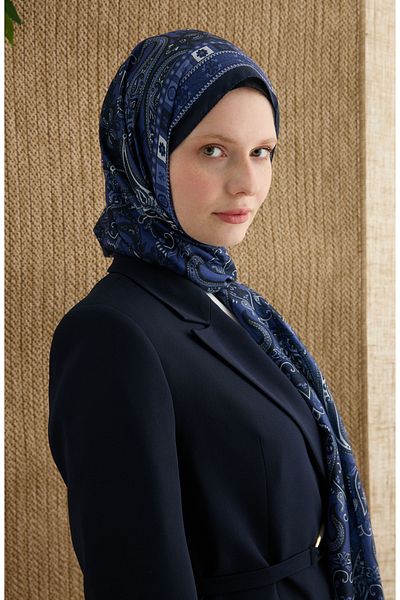 Fatma Atasoy Rosalie Navy Blue Ethnic Pattern Shawl