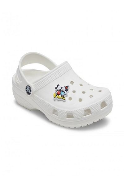 Crocs Mickey și Minnie ținând ornament pentru papuci (10013174_1)