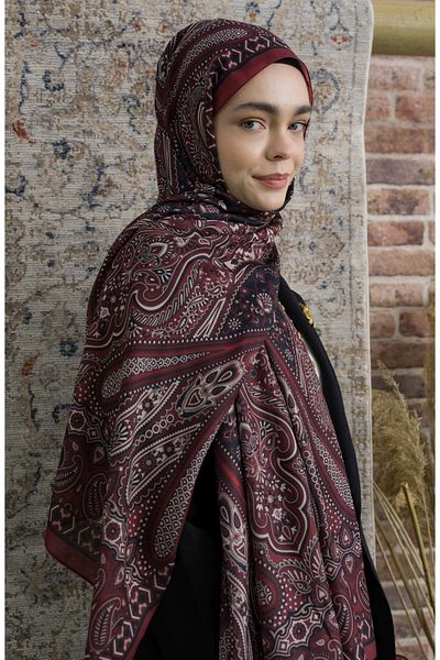 Fatma Atasoy Burdea Burgundy Ethnic Patterned Shawl