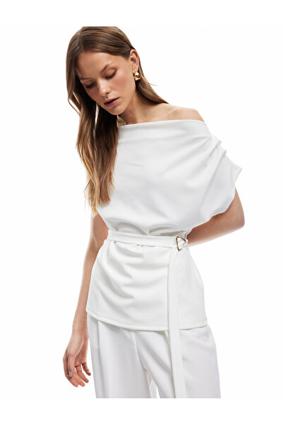 Koton Krep Scuba Fabric Degaje γιακά Μπλούζα με μεταλλικά αξεσουάρ Ζώνη Αμάνικη