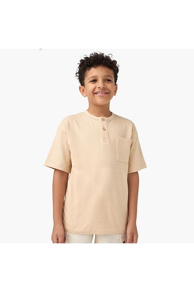 ELIGO Solid Henley Neck T-shirt and Shorts Set