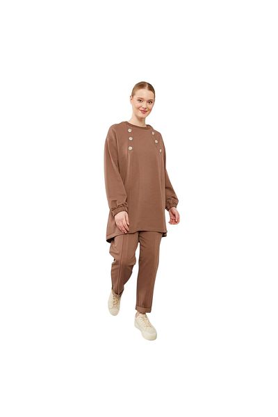 Levidor Crew Neck Asymmetric Cut Sports Suit