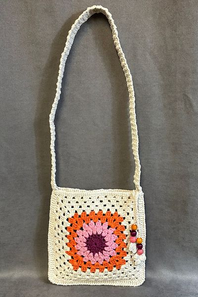 Uretti - Emine 9106 Hand Knitted Wooden Bead Detailed Mandala Model Shoulder Bag