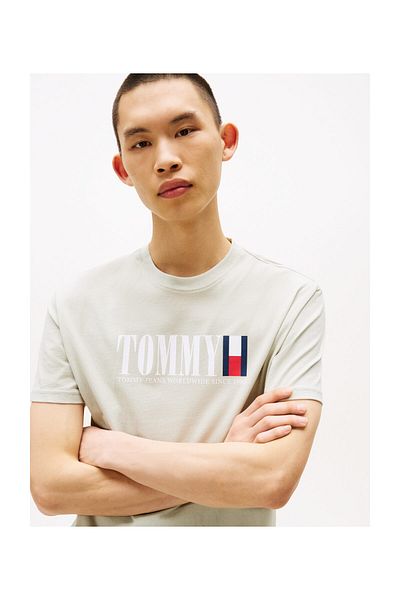 Tommy Hilfiger Tričko TJM REG TOMMY DNA FLAG s prodlouženou výškou
