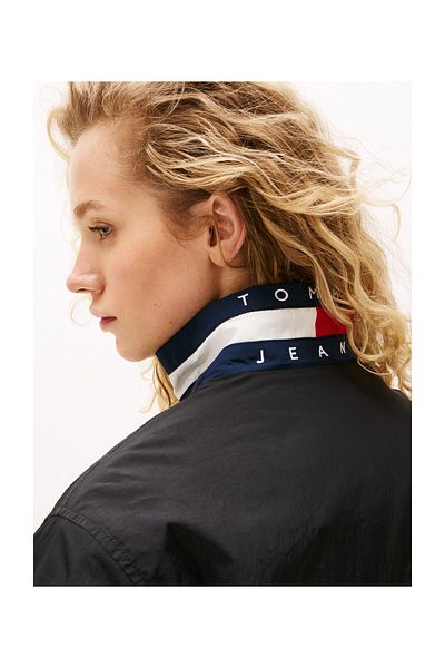 Tommy Hilfiger Prošívaná bunda TJW ESSENTIAL s vlajkami