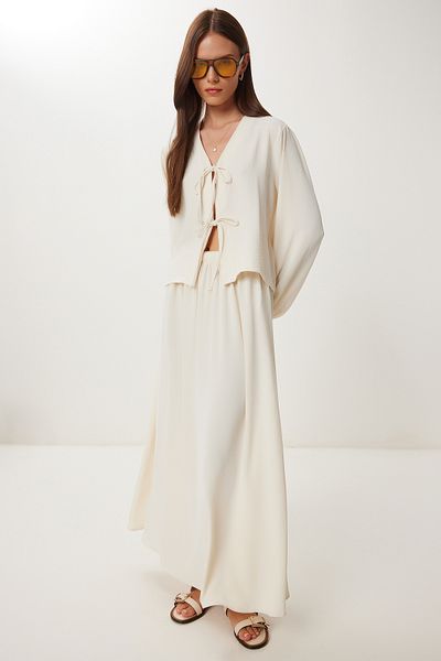 Happiness İstanbul Women's Cream Tie Detail Ayrobin Blouse Skirt Suit Dd01356