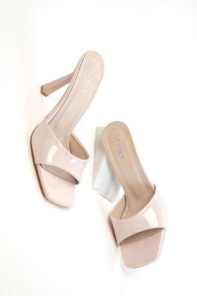 SOHO Beige Patent Leather Women's Classic Heeled Shoes 20754