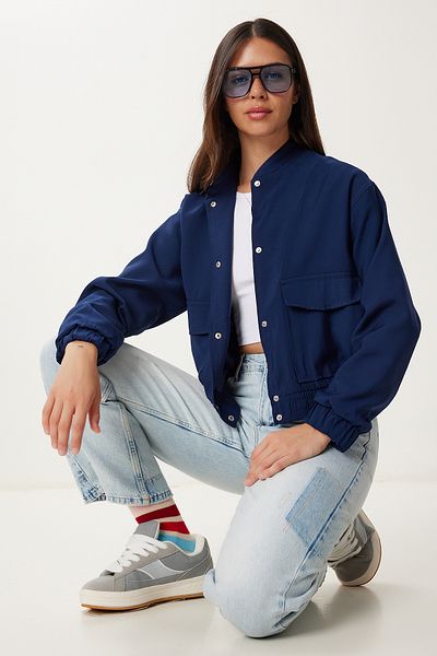 Happiness İstanbul Women's Navy Blue Gabardine Bomber Jacket with Flap Pockets Mx00235