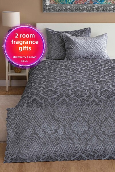 West Home Double Bedspread - Two Pillowcases 240X260