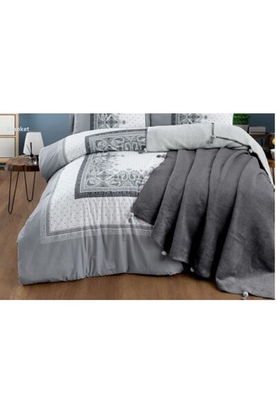 The Fabric Sweet Strawberry Double Pompom Blanket Duvet Cover Set