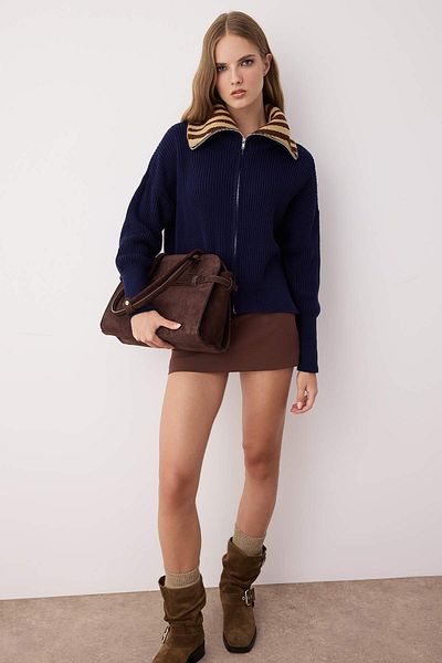 Trendyol Collection Navy Blue*002 Wide Fit Leopard Print Turn-Down Collar Zip-Up Knitwear Cardigan Twoaw24Hi00072