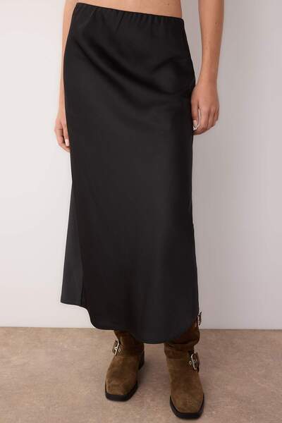 Trendyol Collection Black Skirt Twoaw26Et00003