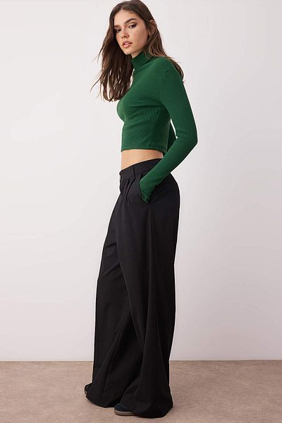 Trendyol Collection Turtleneck Emerald Green Stretchy Ribbed Blouse - Finger Detailed, Fitted TWOAW21BZ0071