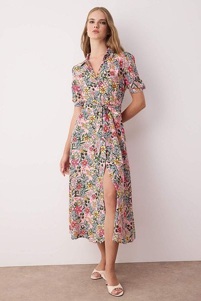Trendyol Collection Φόρεμα πουκάμισο από βισκόζη σε λιλά λουλουδάτο ζωσμένο μίντι υφαντό TWOSS20EL1559