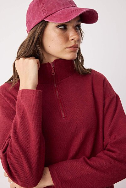 Kolekcia Trendyol Klaret Red Thessaloniki/Knitwear Look Golier na zips Regular/Normal Fit Pletená mikina TWOAW22SW0732
