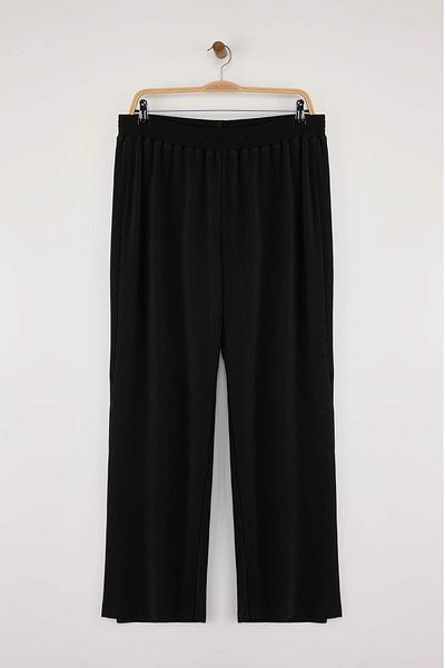 Trendyol Curve Black Elastic Waist Pleated Knitted Large Size Pants Tbbaw26Ar00007