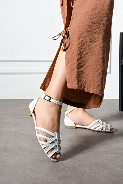 CUCA Casual Women's Sandals - Genuine Leather and Cross Detail