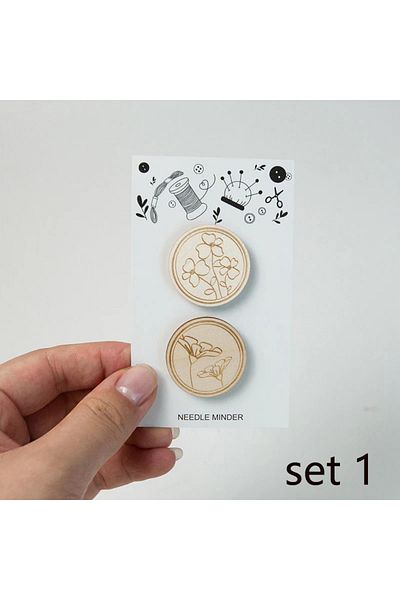 Choice Set 1 2pcs Cross Stitch Wood Needle Minder Round Sewing Magnet Needle Keeper Embroidery Carved Flowe
