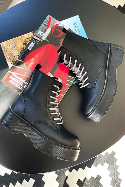 Bambi Black Lame Women's Boots & Bootie K02836223009
