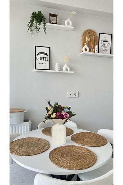 decory مزهرية Hypatia Ecru ناعمة باللون الأبيض، مزهرية على طراز Pinterest (بلاستيك حيوي)